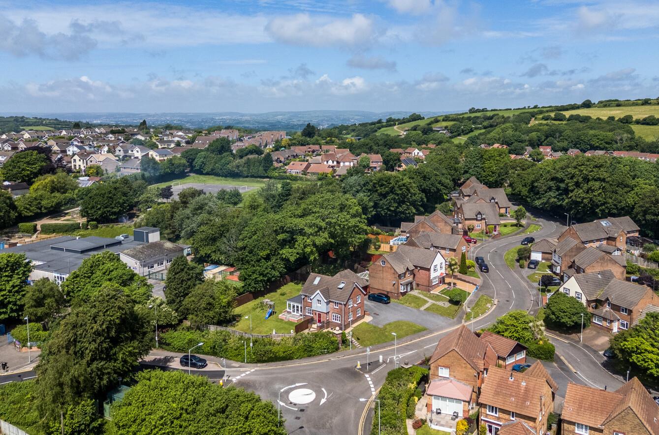 Ffordd Taliesin, Killay, Swansea, SA2 7DF